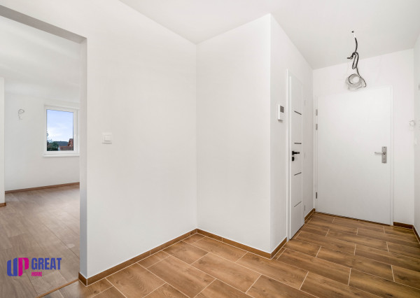 PREDAJ 3 izb. bytu s terasou, Oľdza, parking, novostavba