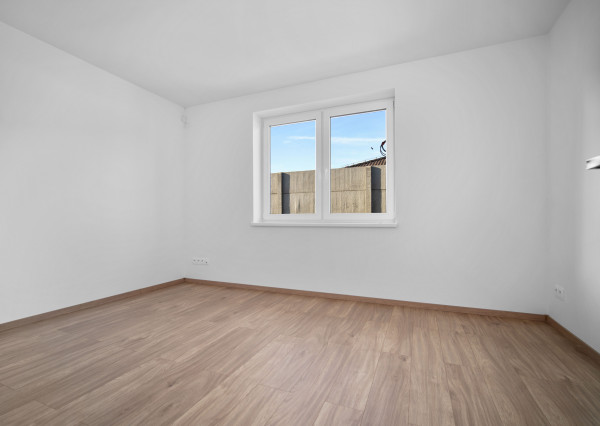 PREDAJ 3 izb. rodinného domu, Macov, novostavba, všetky IS