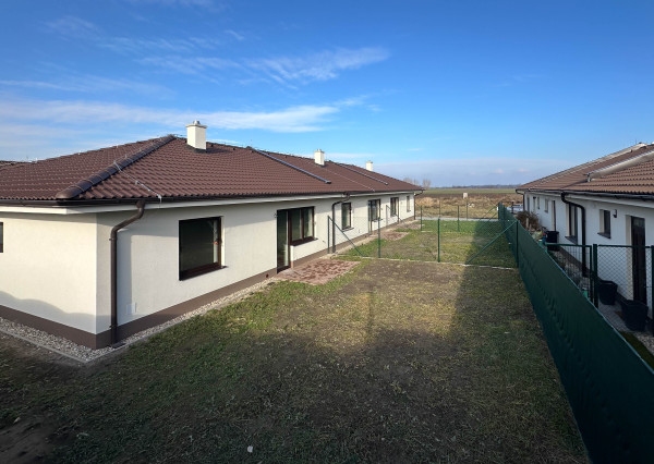 PREDAJ 3 izb. rodinného domu, Macov, novostavba, všetky IS
