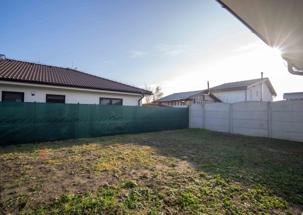 PREDAJ 3 izb. rodinného domu, Macov, novostavba, všetky IS