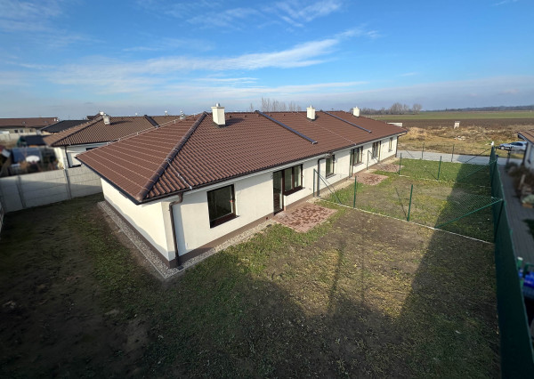 PREDAJ 3 izb. rodinného domu, Macov, novostavba, všetky IS