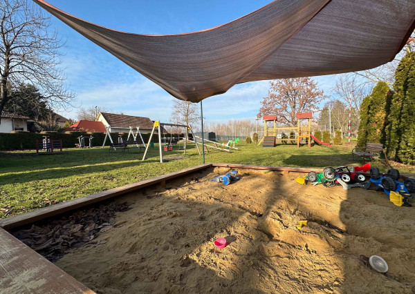 PREDAJ 3 izb. rodinného domu, Macov, novostavba, všetky IS