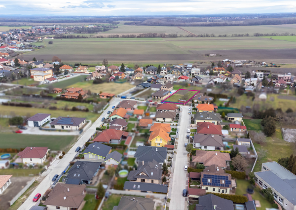 Stavebný pozemok 900 m² v Novom Živote časť Eliášovce