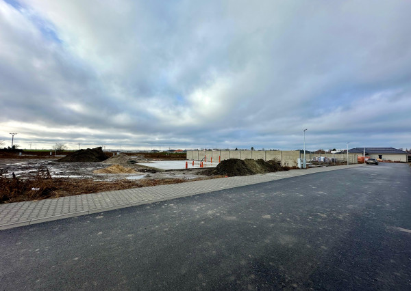 Stavebné pozemky Tomášov- posledné dva!