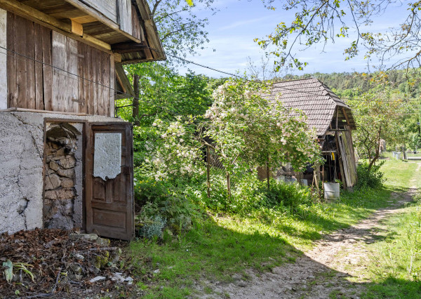 PREDANÉ 05/2025 - rodinný dom / chalupa, Hrachovište