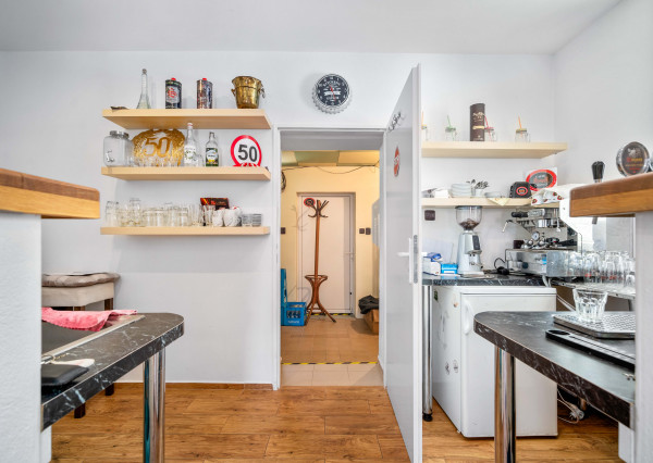 NA PREDAJ dom/reštaurácia, Moravské Lieskové, časť Šance