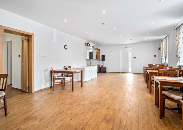 NA PREDAJ dom/reštaurácia, Moravské Lieskové, časť Šance