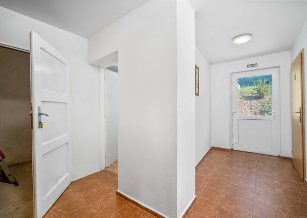 NA PREDAJ dom/reštaurácia, Moravské Lieskové, časť Šance