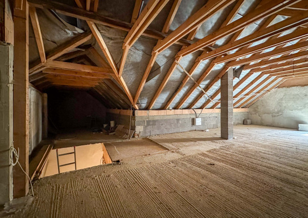 NA PREDAJ dom/reštaurácia, Moravské Lieskové, časť Šance