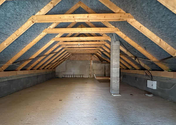 NA PREDAJ dom/reštaurácia, Moravské Lieskové, časť Šance