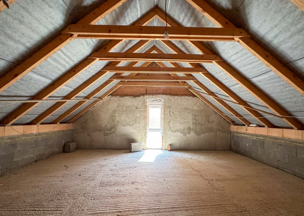 NA PREDAJ dom/reštaurácia, Moravské Lieskové, časť Šance