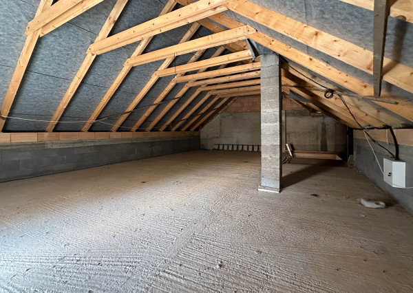 NA PREDAJ dom/reštaurácia, Moravské Lieskové, časť Šance