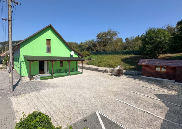 NA PREDAJ dom/reštaurácia, Moravské Lieskové, časť Šance