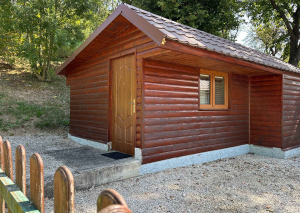 NA PREDAJ dom/reštaurácia, Moravské Lieskové, časť Šance