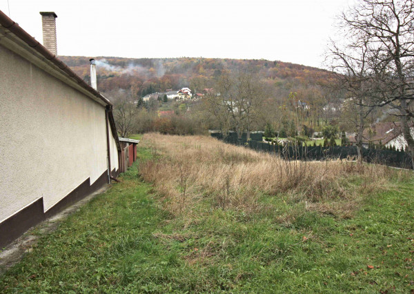 PREDAJ pozemku na výstavbu, Bzince p/Javorinou, časť Cetuna