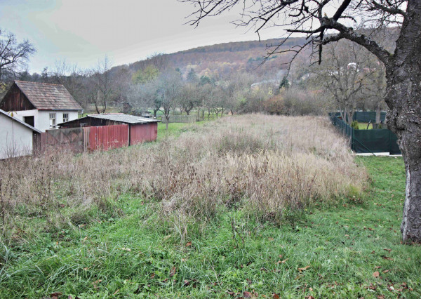 PREDAJ pozemku na výstavbu, Bzince p/Javorinou, časť Cetuna