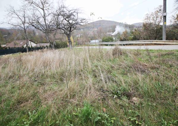 PREDAJ pozemku na výstavbu, Bzince p/Javorinou, časť Cetuna