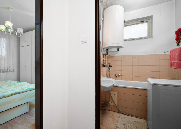 PREDANÉ 09/2025 - 4 izbový byt, Zemianske Podhradie