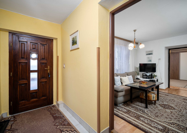 PREDANÉ 06/2025 - vidiecky dom Bzince p/J, časť Cetuna