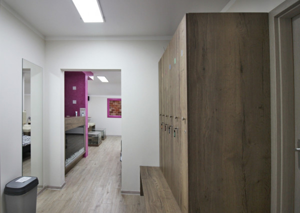 PRENÁJOM ambulancia/služby 44,10 m2, Piešťany, Winterova ul.