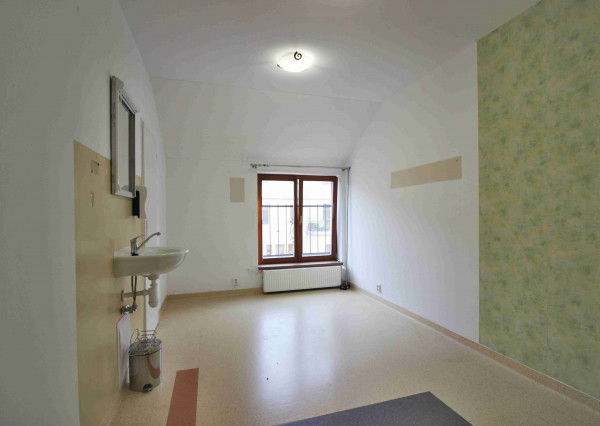 PRENAJATÉ 10/2025 - služby zdravotníckeho charakteru, Piešťany