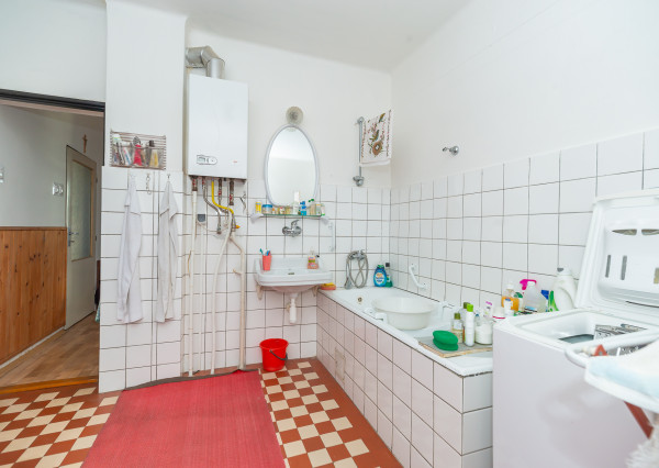 PREDANÉ 05/2025- rodinný dom - ul.Beckovská - NMnV