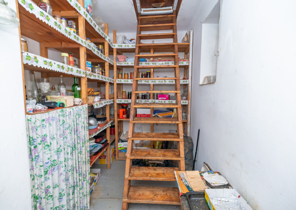 PREDANÉ 05/2025- rodinný dom - ul.Beckovská - NMnV