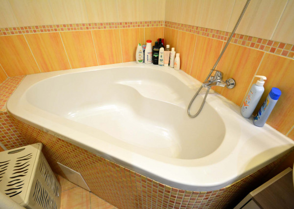 PRENAJATÉ-  3-izbový byt v meste Spišská Nová Ves