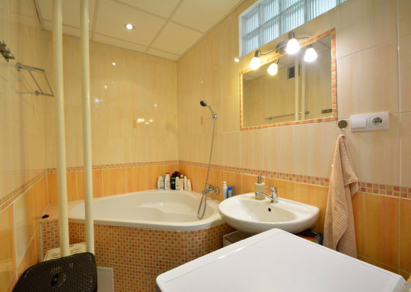 PRENAJATÉ-  3-izbový byt v meste Spišská Nová Ves