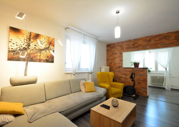 PRENAJATÉ-  3-izbový byt v meste Spišská Nová Ves