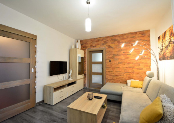 PRENAJATÉ-  3-izbový byt v meste Spišská Nová Ves