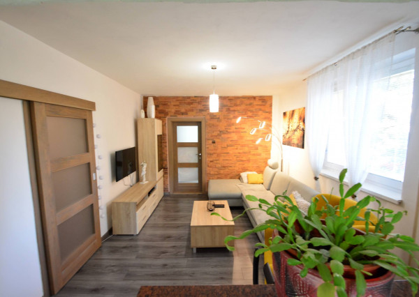 PRENAJATÉ-  3-izbový byt v meste Spišská Nová Ves