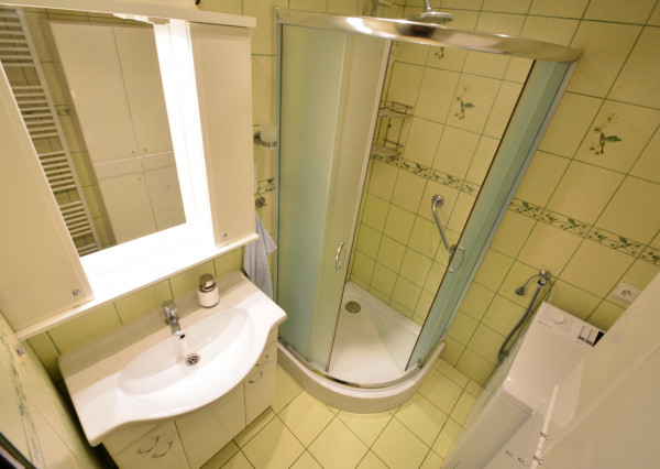 -PREDANÉ - 2- izbový byt na PREDAJ v meste Poprad