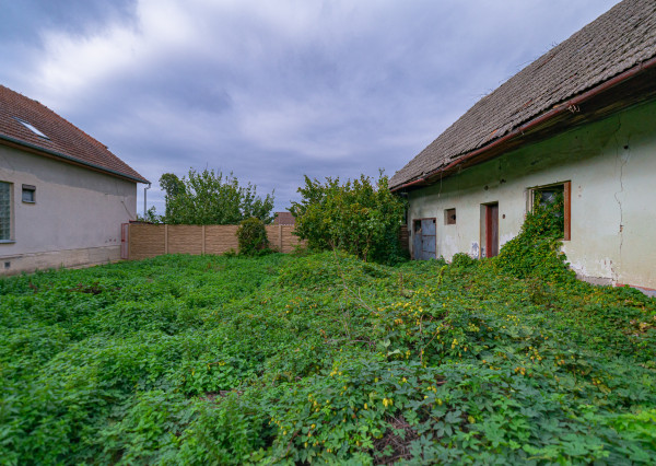 PREDAJ - Rodinný dom/stavebný pozemok - Lúka