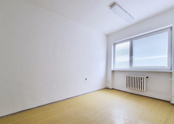 NÁJOM - kancelárie - ul.Trenčianska - Nové Mesto nad Váhom