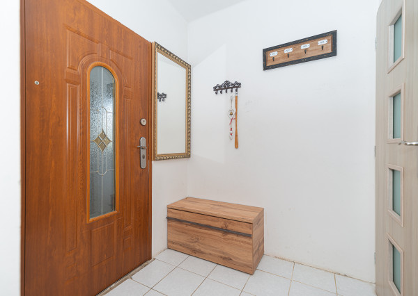 PREDANÉ 04/2025- Rodinný dom - Podolie