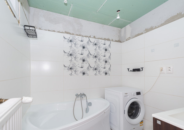 PREDANÉ 04/2025- Rodinný dom - Podolie