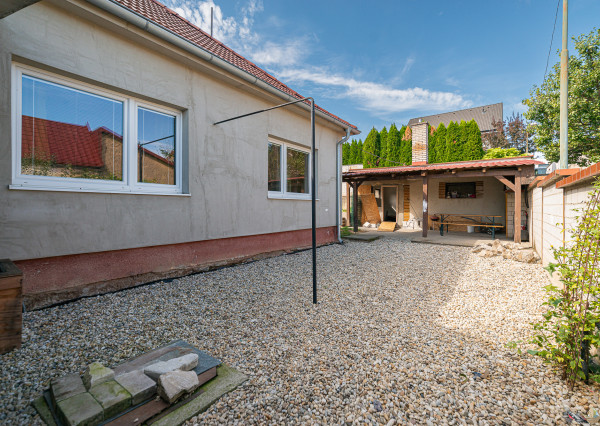 PREDANÉ 04/2025- Rodinný dom - Podolie