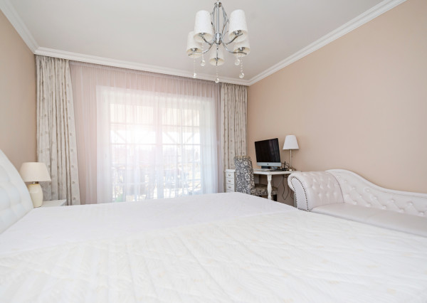 PREDAJ - Moderný, priestranný, úsporný dom v Mnešiciach