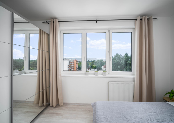 REZERVOVANÉ-PRENÁJOM 2 izb. bytu, Trnavská cesta, Bratislava