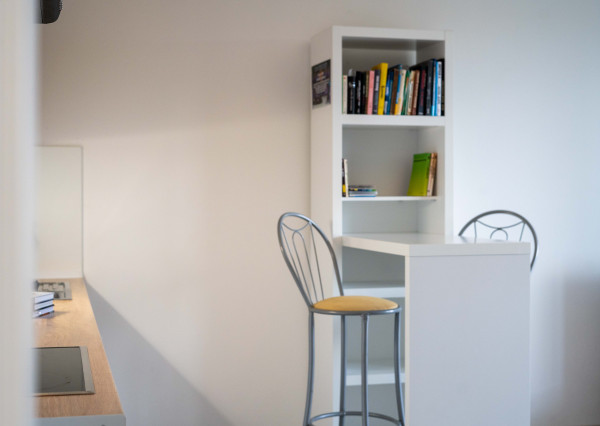 REZERVOVANÉ-PRENÁJOM 2 izb. bytu, Trnavská cesta, Bratislava