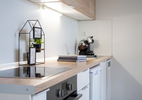 REZERVOVANÉ-PRENÁJOM 2 izb. bytu, Trnavská cesta, Bratislava