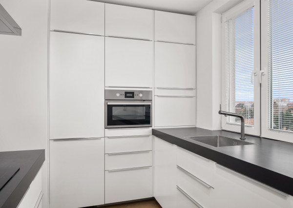 REZERVOVANÉ: PREDAJ 3 izb. bytu, Svätoplukova ul, Senec