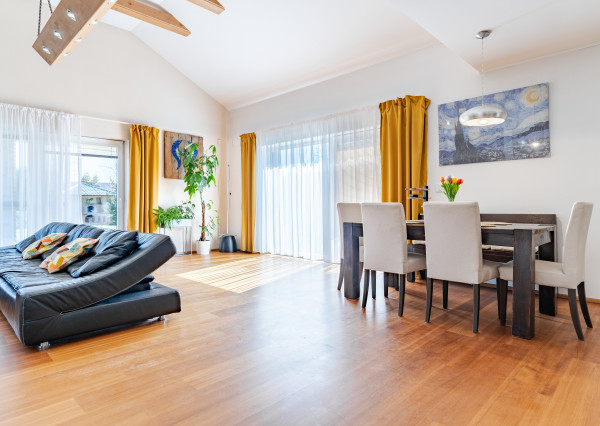 NA PREDAJ štýlový rodinný bungalov v obci Tureň - Senec