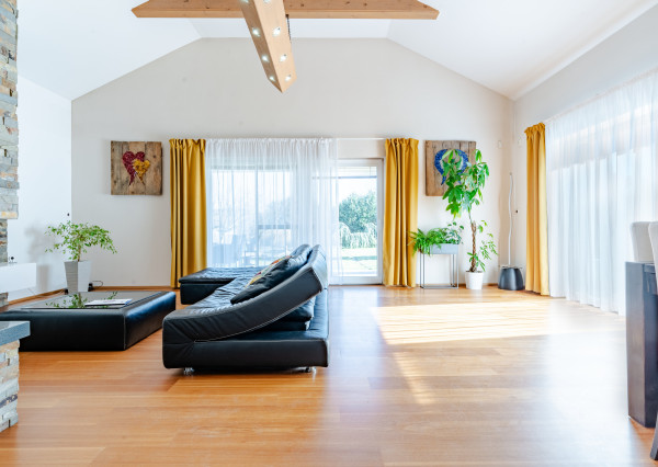 NA PREDAJ štýlový rodinný bungalov v obci Tureň - Senec