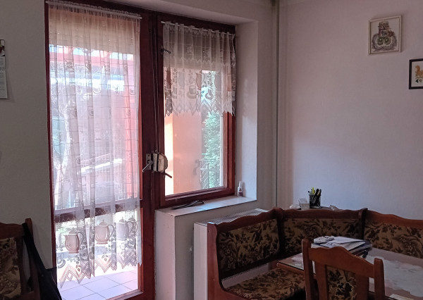 KROMPACHY- rodinný dom (10izieb)+ 3 garáže na PREDAJ !