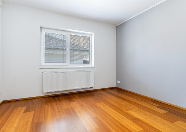 NA PREDAJ štýlový rodinný bungalov v obci Tureň - Senec