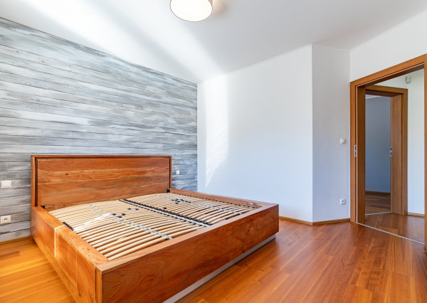 NA PREDAJ štýlový rodinný bungalov v obci Tureň - Senec