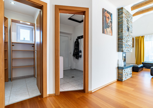 NA PREDAJ štýlový rodinný bungalov v obci Tureň - Senec