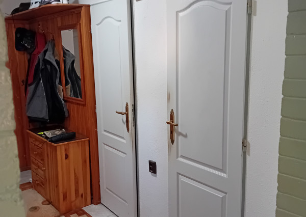 KROMPACHY- rodinný dom (10izieb)+ 3 garáže na PREDAJ !